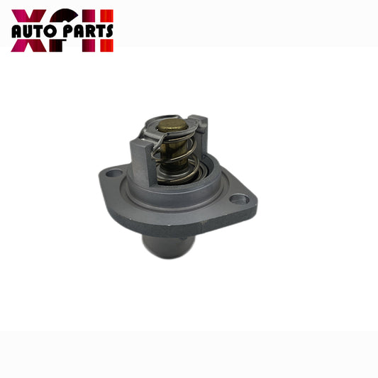 Venta al por mayor del sistema de enfriamiento del motor del automóvil Termostato adecuado para NISSAN 212000C811 21200-0C811
